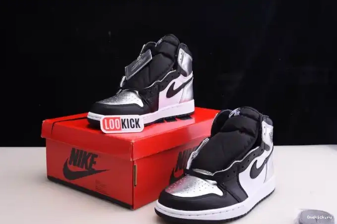 One Kick TOE 1 JORDAN SILVER CD0461-001 WMNS OG HIGH AIR 0607